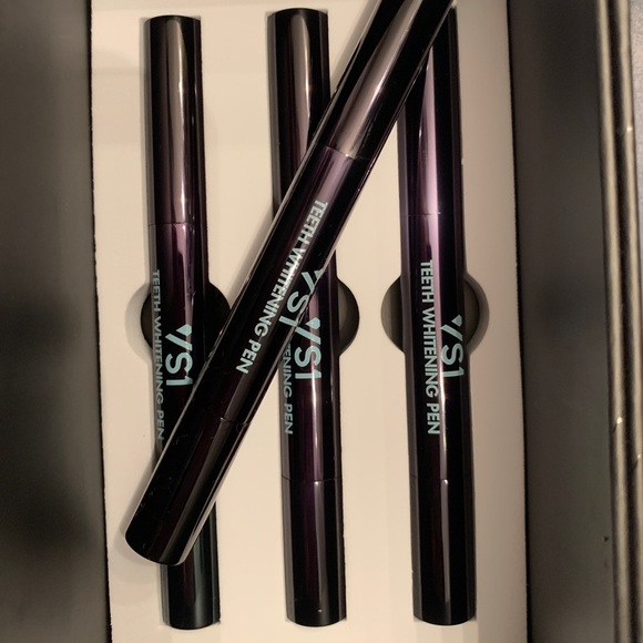 4 VS1 Teeth Whitening Pens - Picture 1 of 3